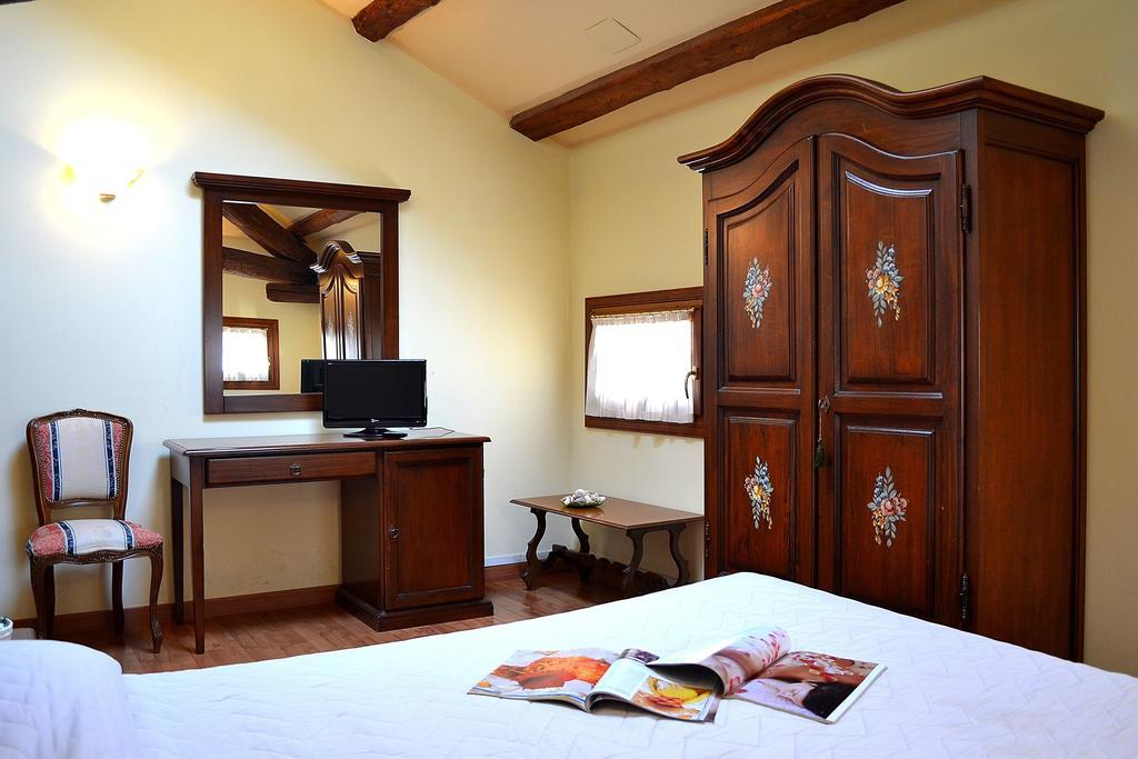 Albergo Minuetto Adria Exterior foto