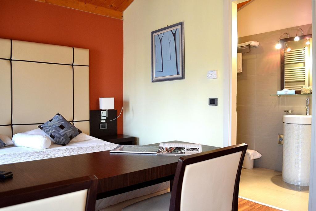 Albergo Minuetto Adria Exterior foto