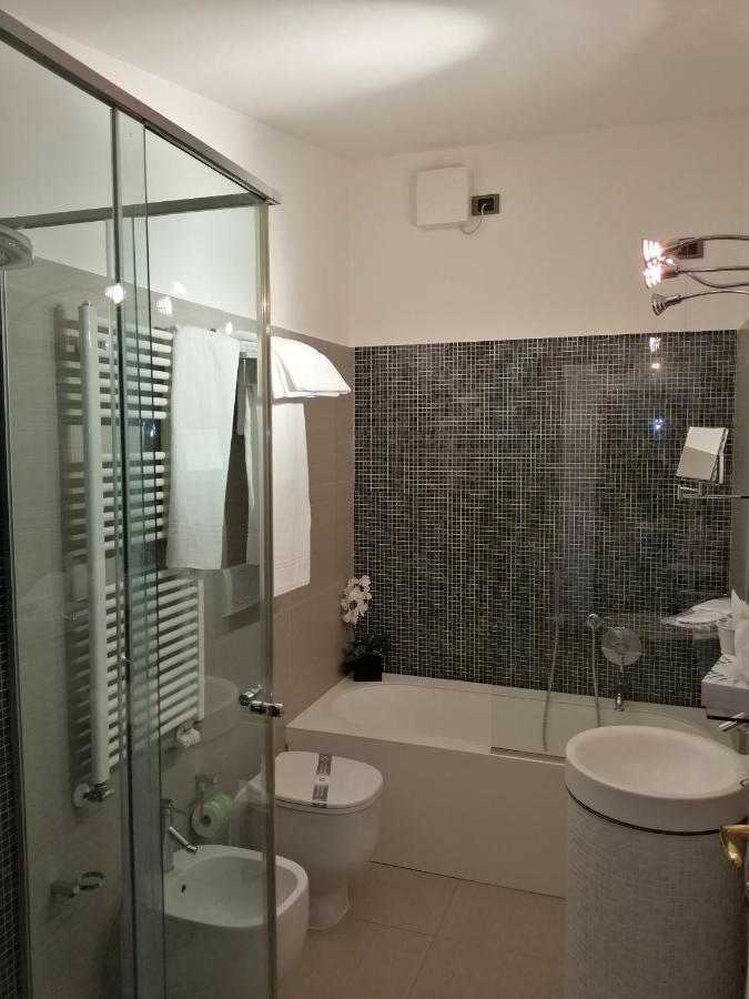 Albergo Minuetto Adria Exterior foto